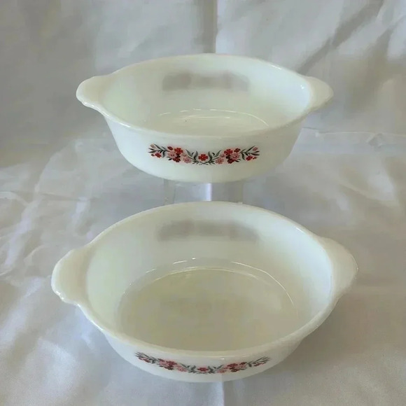 Vintage Fire King Primrose 1.5 Qt Casserole Dishes Bakeware Set of 2 Dishes - Picture 2 of 6